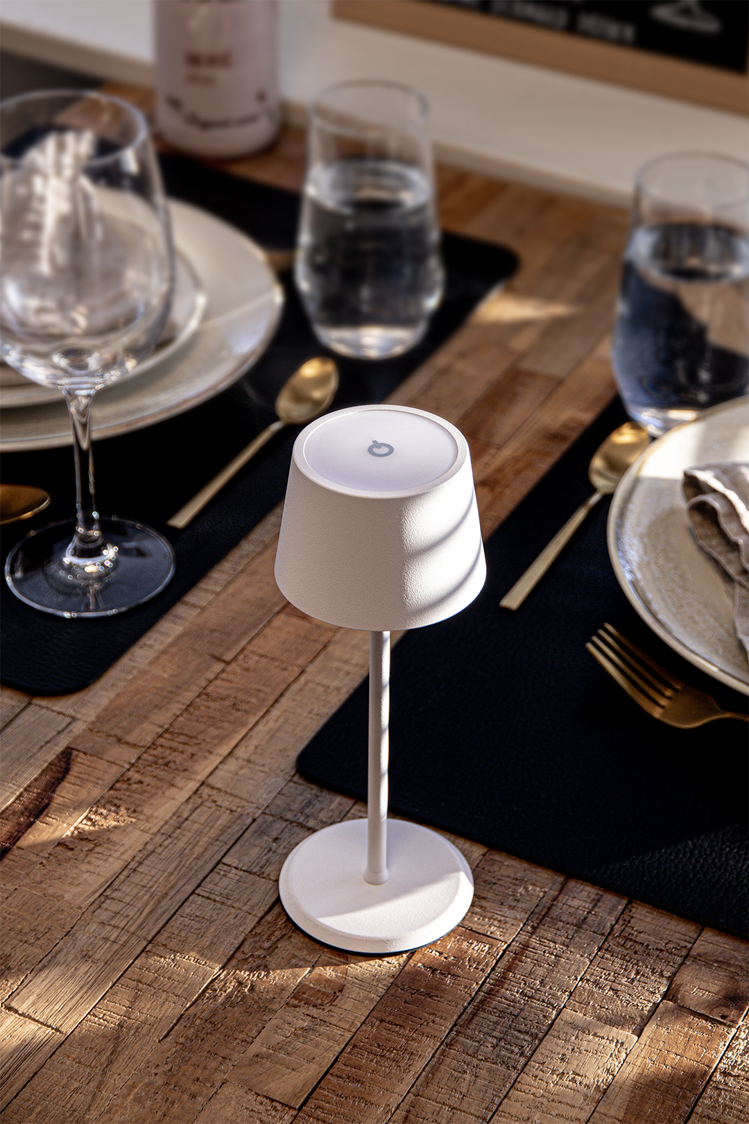 Lampe de table LED sans fil rechargeable Monte Carlo - blanche - intérieur & extérieur