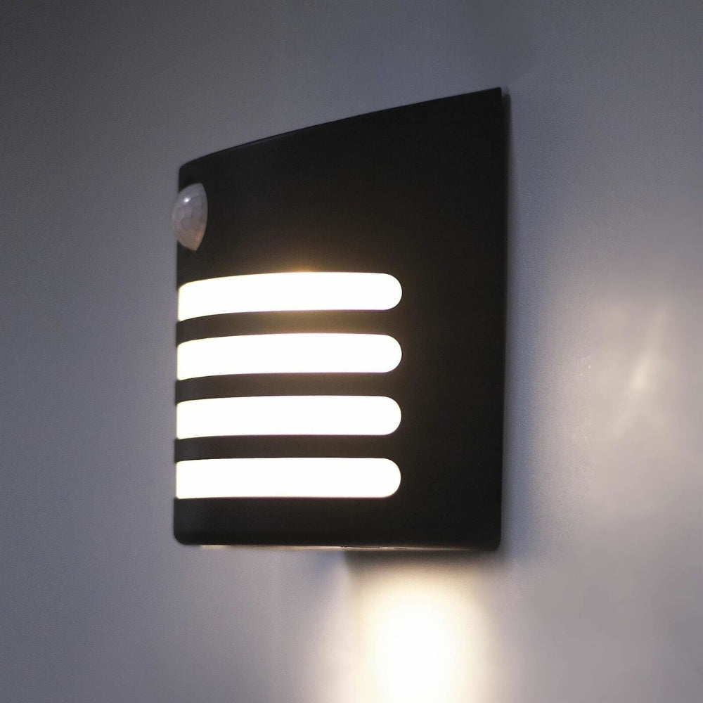 Lot de 4 appliques murales solaires d'extérieur noires – Sans Fil avec Détecteur de Mouvement