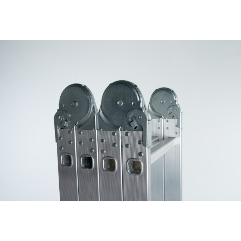 Echelle multifonction pliable 4 x 6 marches - hauteur 6.7 m