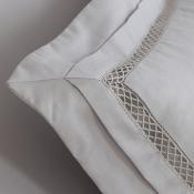 Taie oreiller - 65x65cm - Dolly - satin de coton brodé - perle