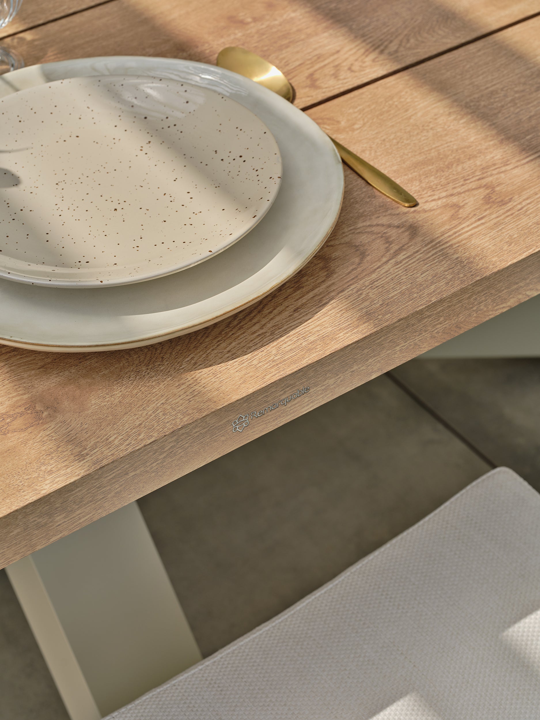 Ensemble repas de jardin Kelia 8 places - Grège 220 cm