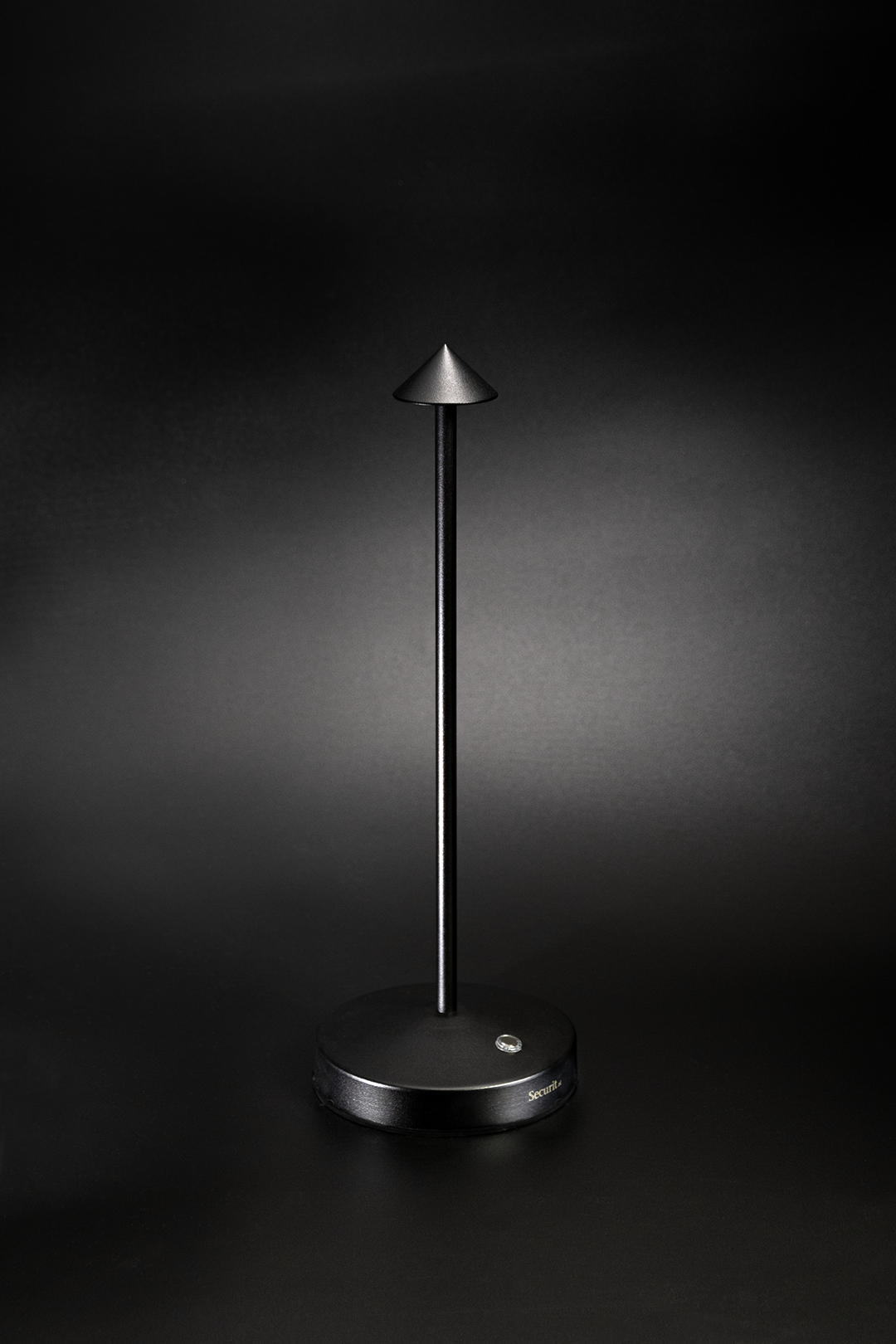 Lampe de table LED sans fil rechargeable Angelina - noire - intérieur & extérieur