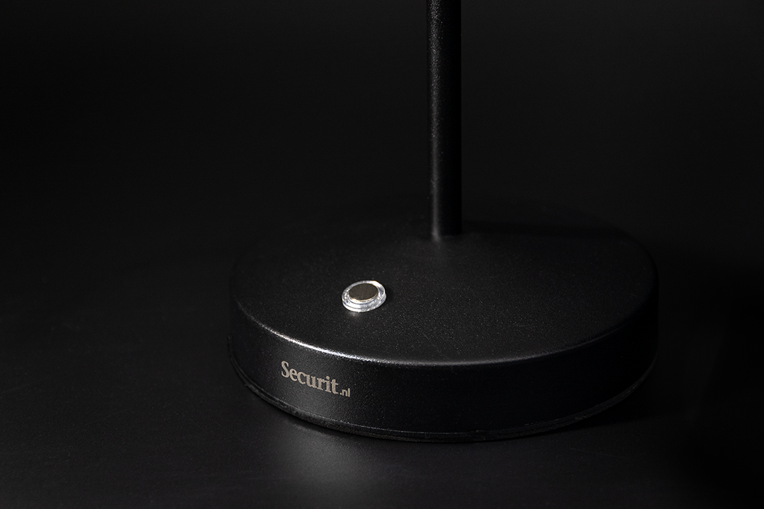 Lampe de table LED sans fil rechargeable Angelina - noire - intérieur & extérieur