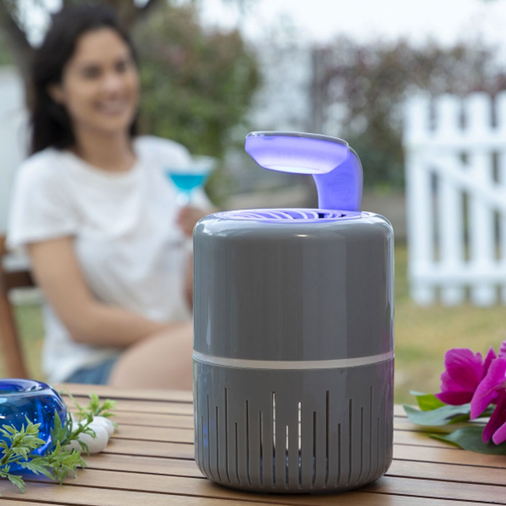 Lampe anti-moustiques  à aspiration silencieuse avec led uv