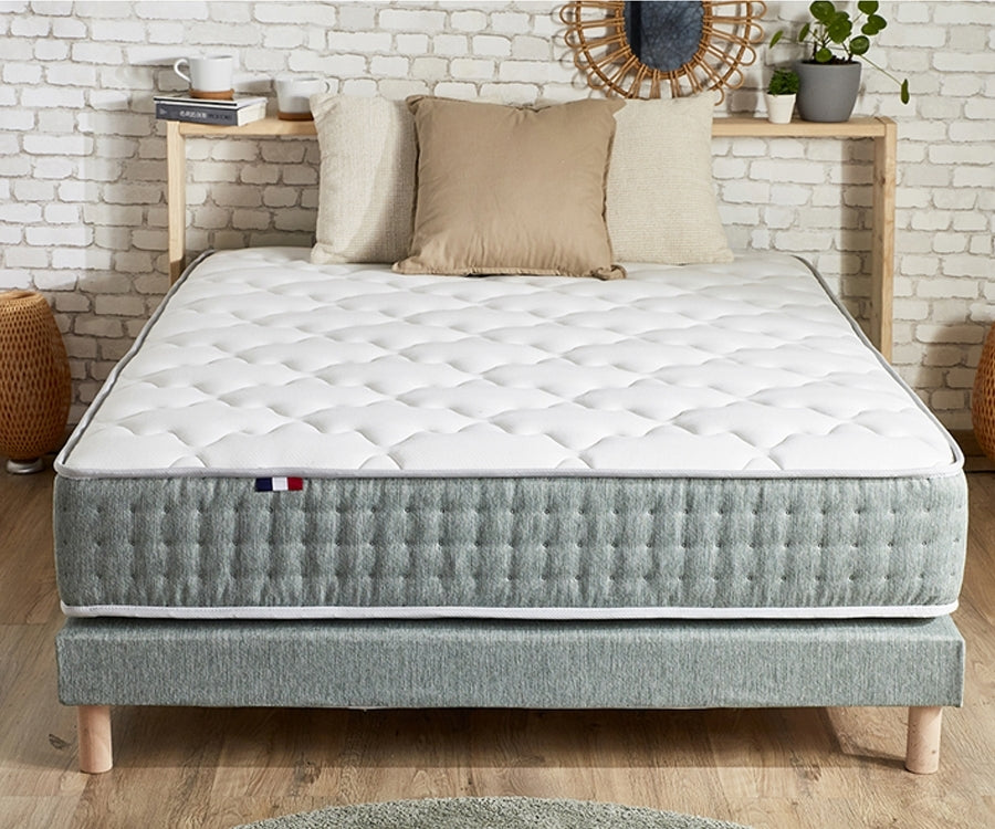 Matelas Ressort 26 cm  7 zones Face Hiver/Eté 140x190 Fabriqué en France